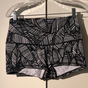 Lululemon Yoga Shorts Size 6